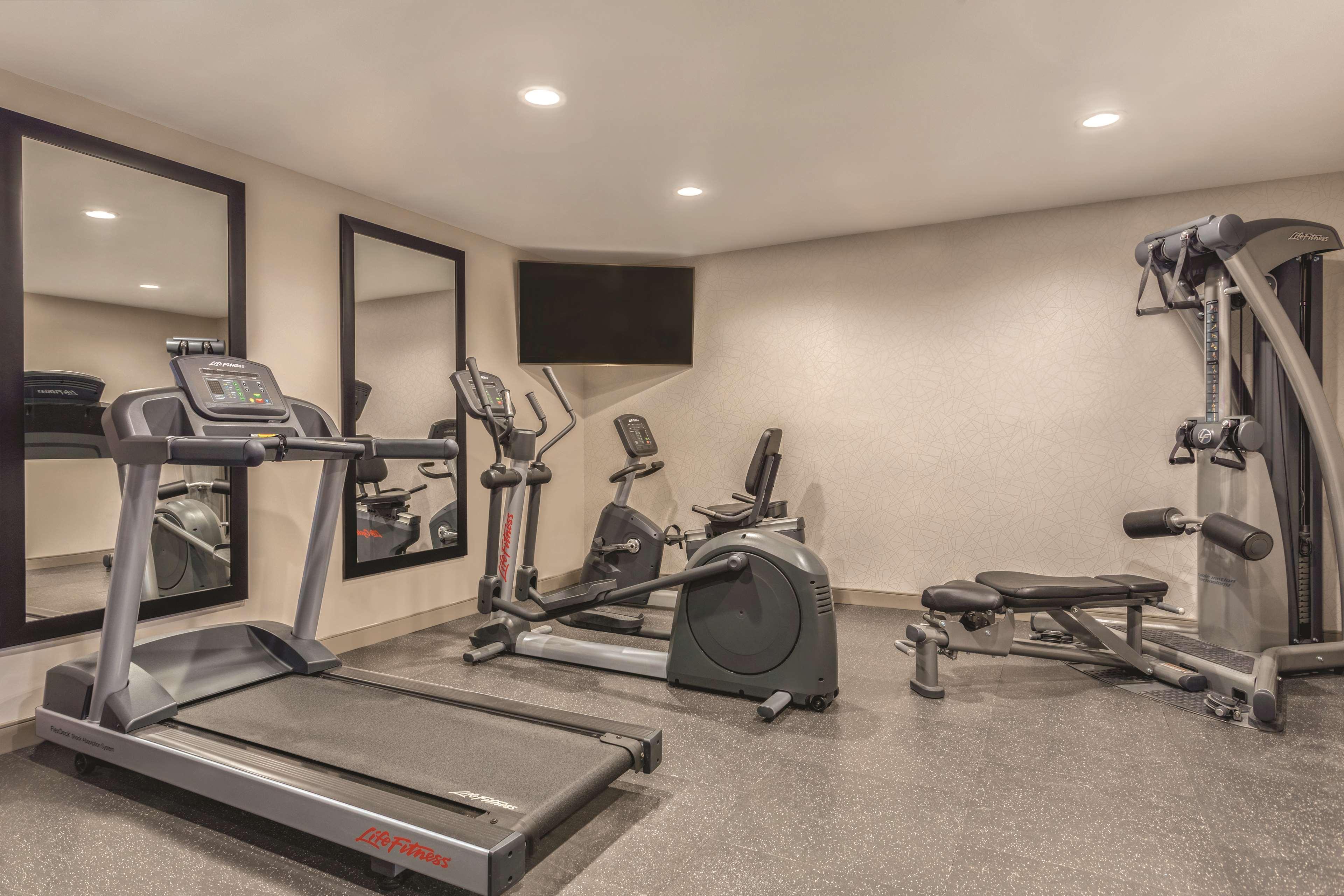 Country Inn & Suites By Radisson, Erie, Pa Kearsarge Extérieur photo