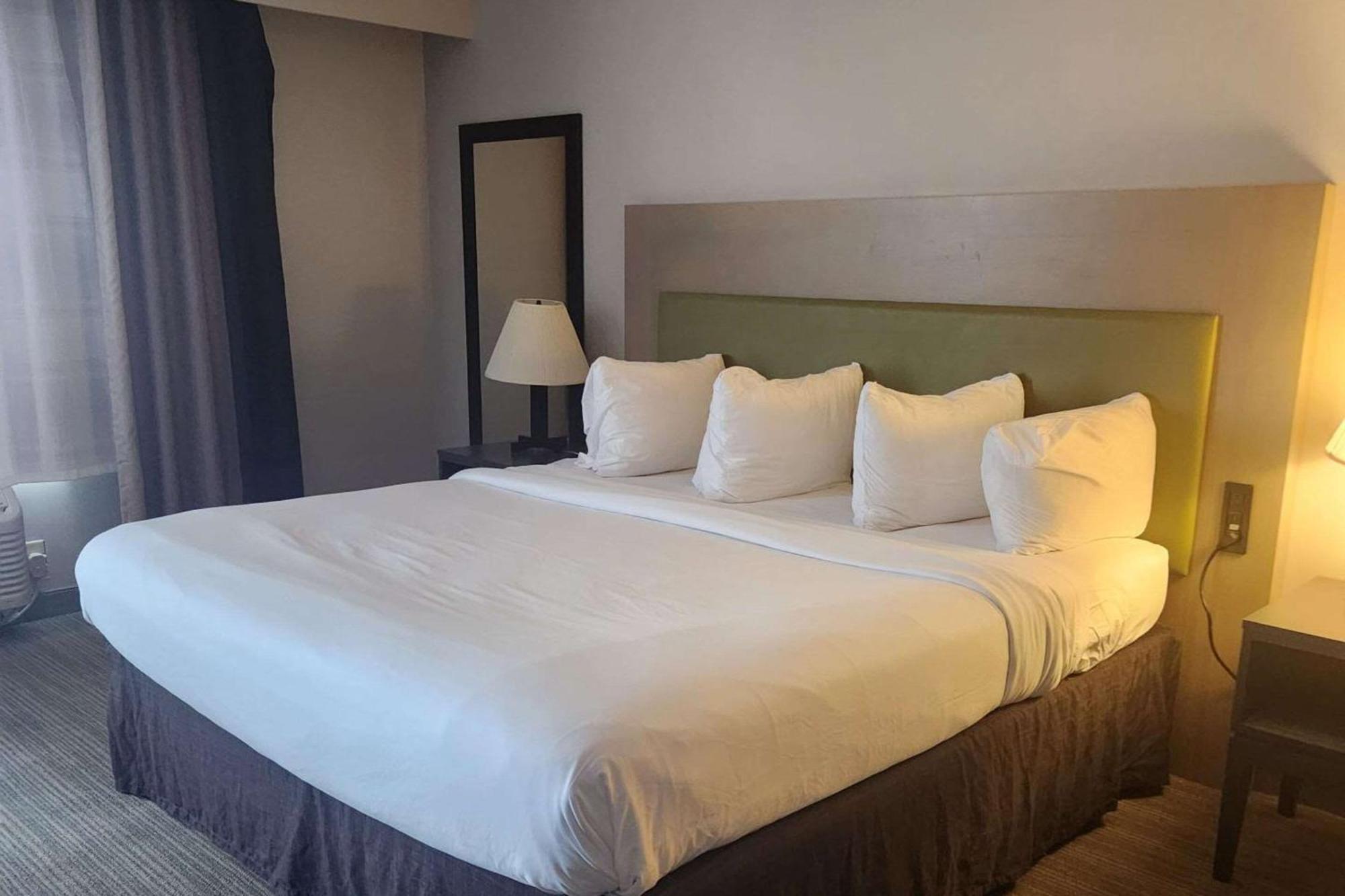 Country Inn & Suites By Radisson, Erie, Pa Kearsarge Extérieur photo