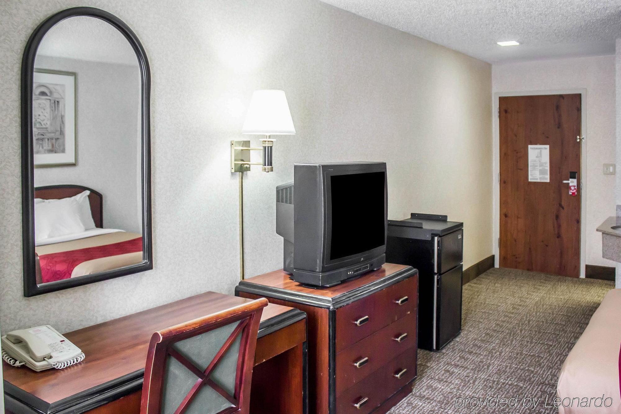 Country Inn & Suites By Radisson, Erie, Pa Kearsarge Extérieur photo